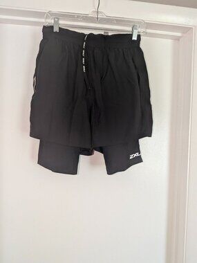 2XU Lined Shorts Compression lined 5 In short black Large Men's Athletic shorts